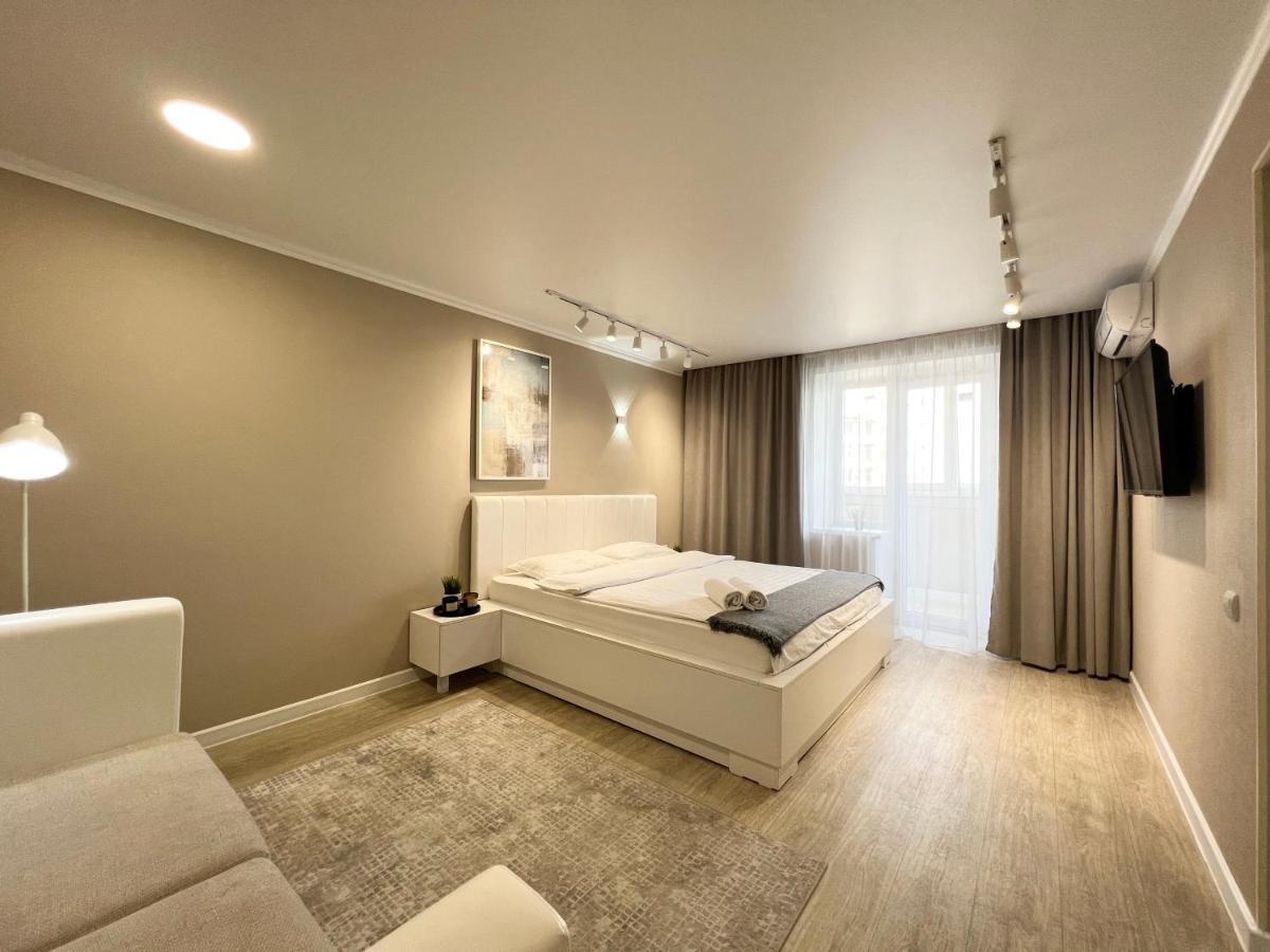 Luxury Apartments Pavlodar Exterior photo